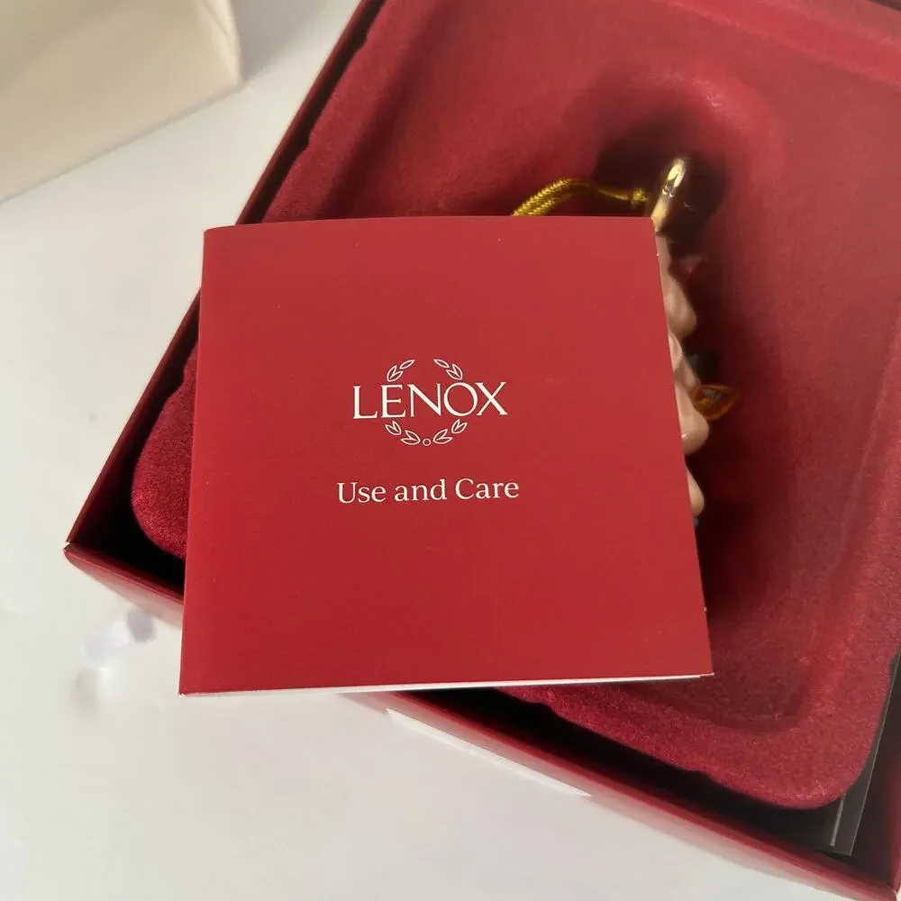 Lenox Treasured Traditions Pink Christmas Tree Ornament Light Up NIB